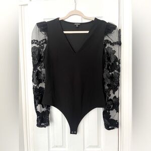 Express lace sleeve Bodysuit